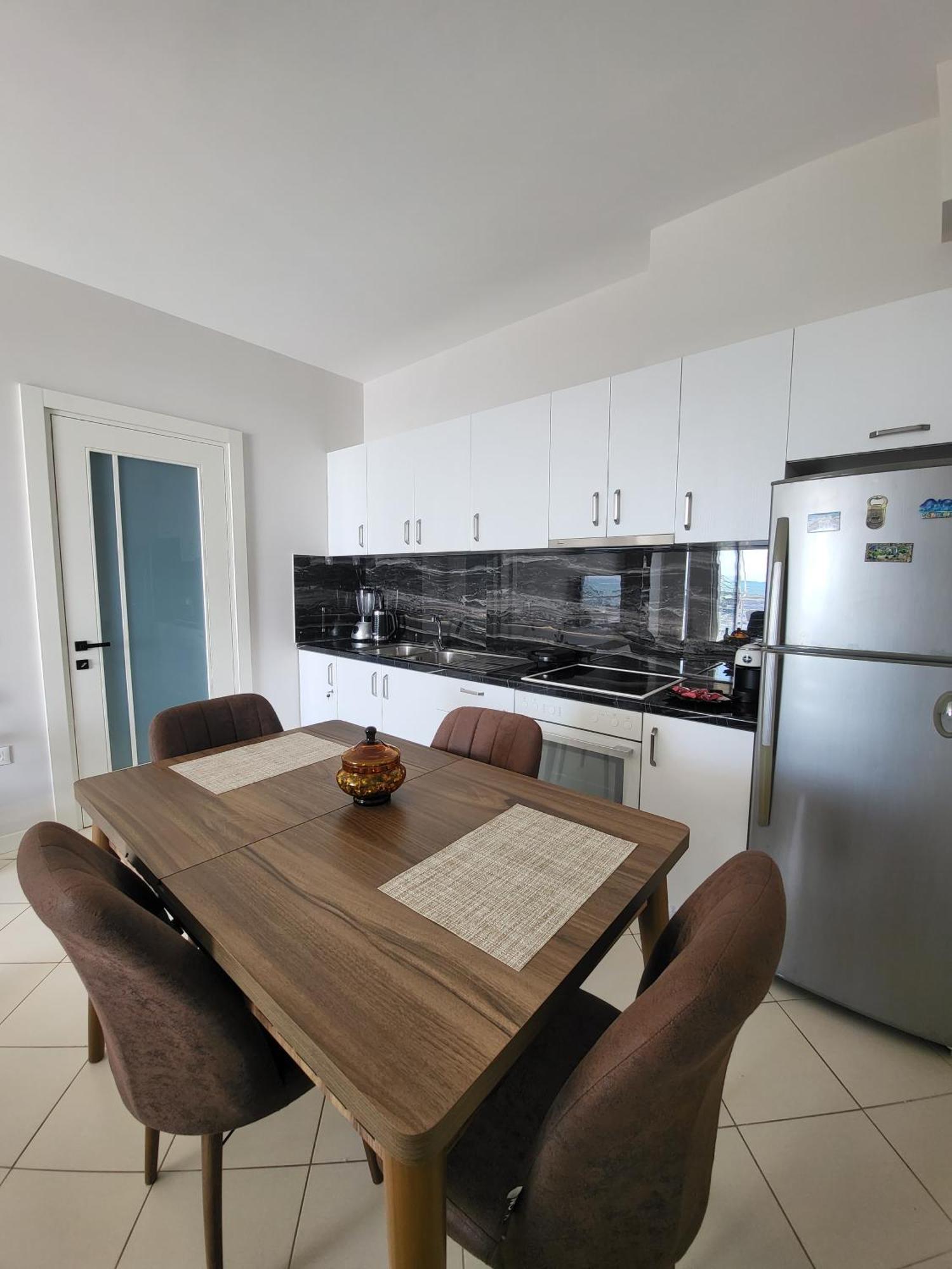 Alex'S Apartment 2 ดูร์เรส ภายนอก รูปภาพ